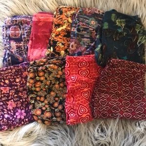 Lularoe bundle of one size leggings